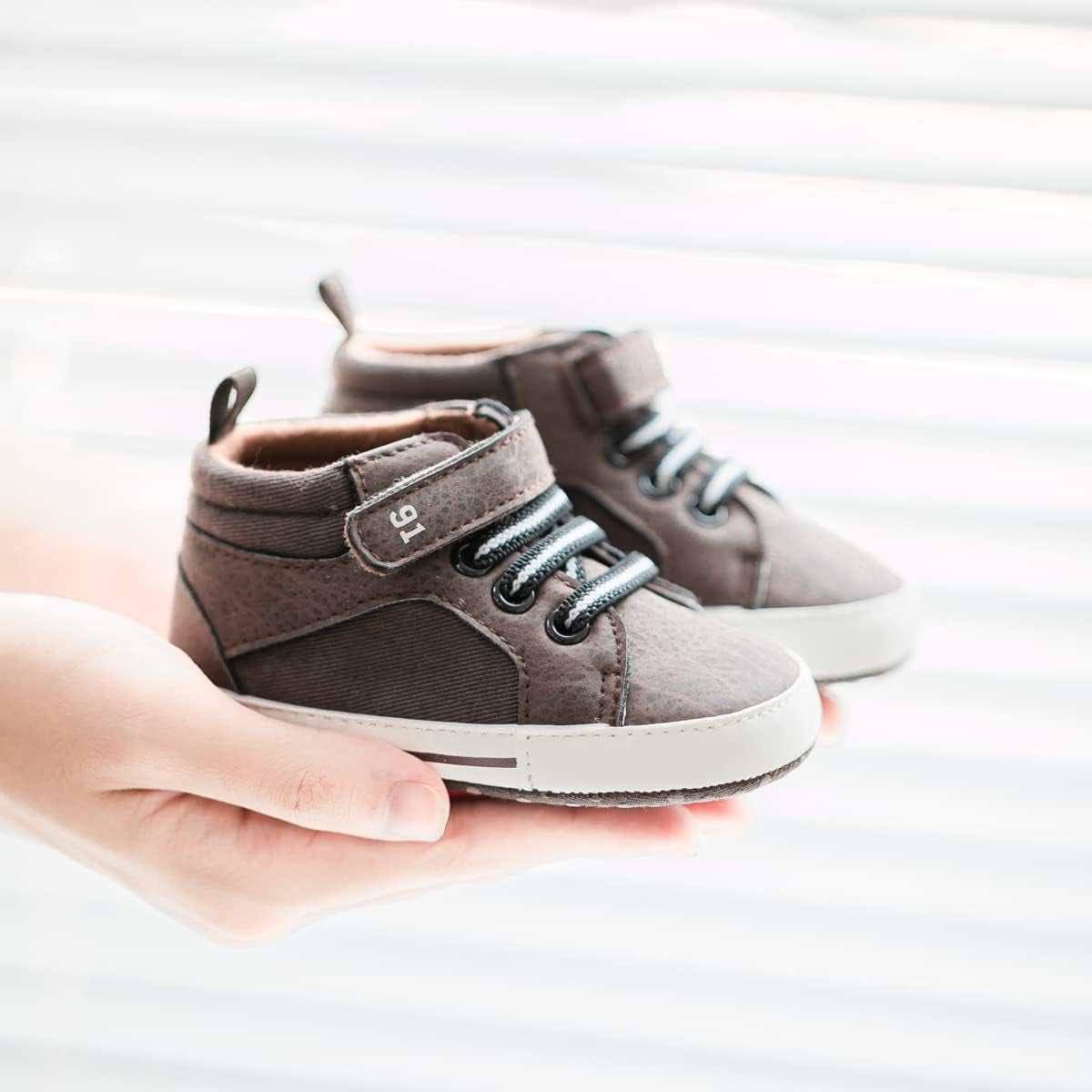 Unisex Baby High-Top Sneakers – Soft Sole, Anti-Skid Infant & Toddler First Walking Shoes